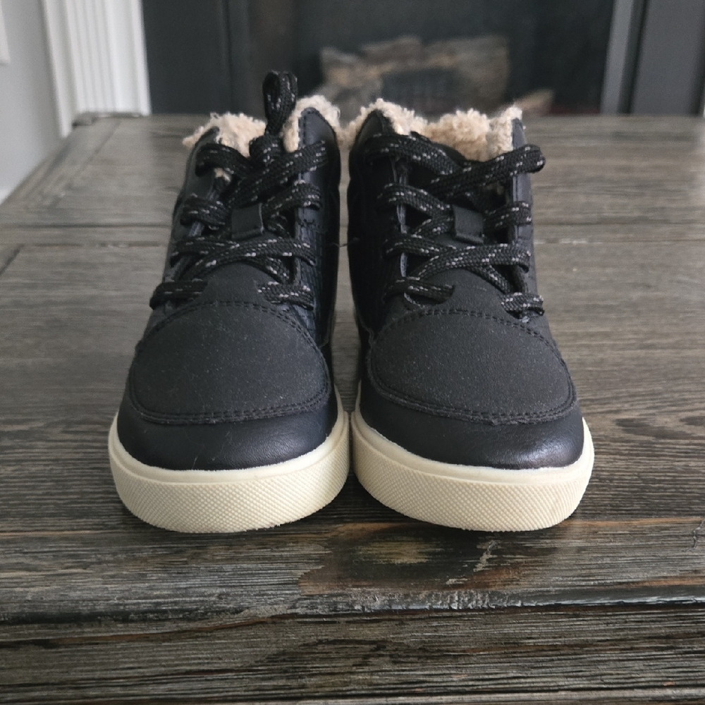 OshKosh B'gosh Black Boots with Cream Soles
